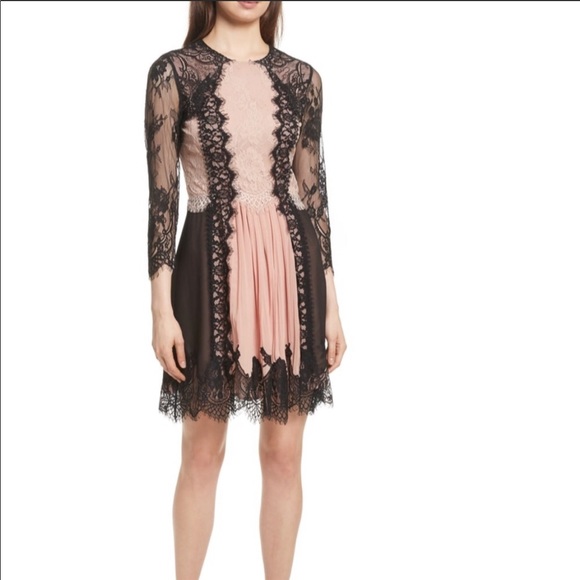 Alice + Olivia Dresses & Skirts - alice + olivia Pink and Black Lace Dress - Size 6